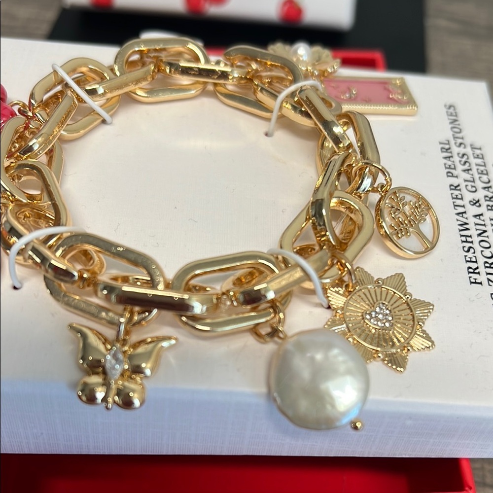 Piper Gold and Red Statement Chain-Link Bracelet - Picture 2 of 6